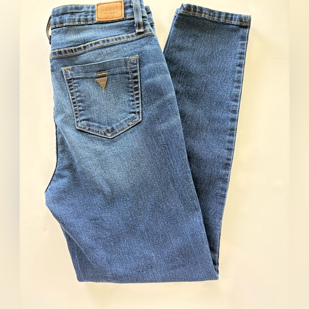 GUESS Los Angeles Skinny Jeans Sz 29